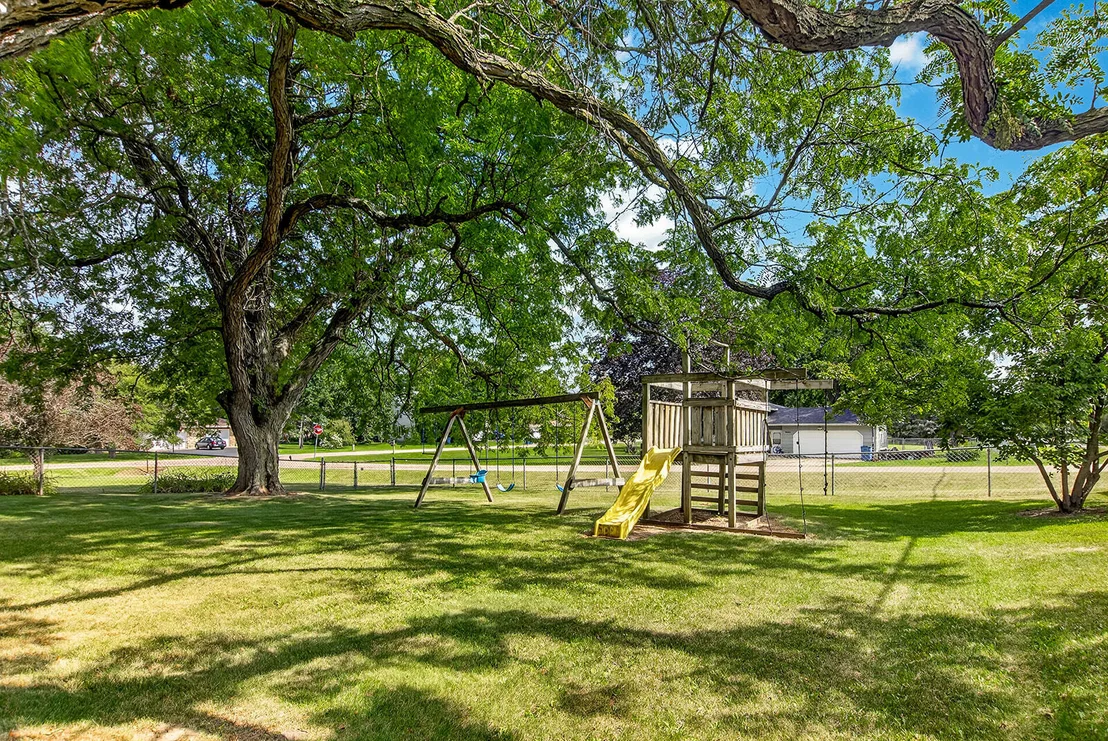 Photo of 8586 Yellowstone Drive