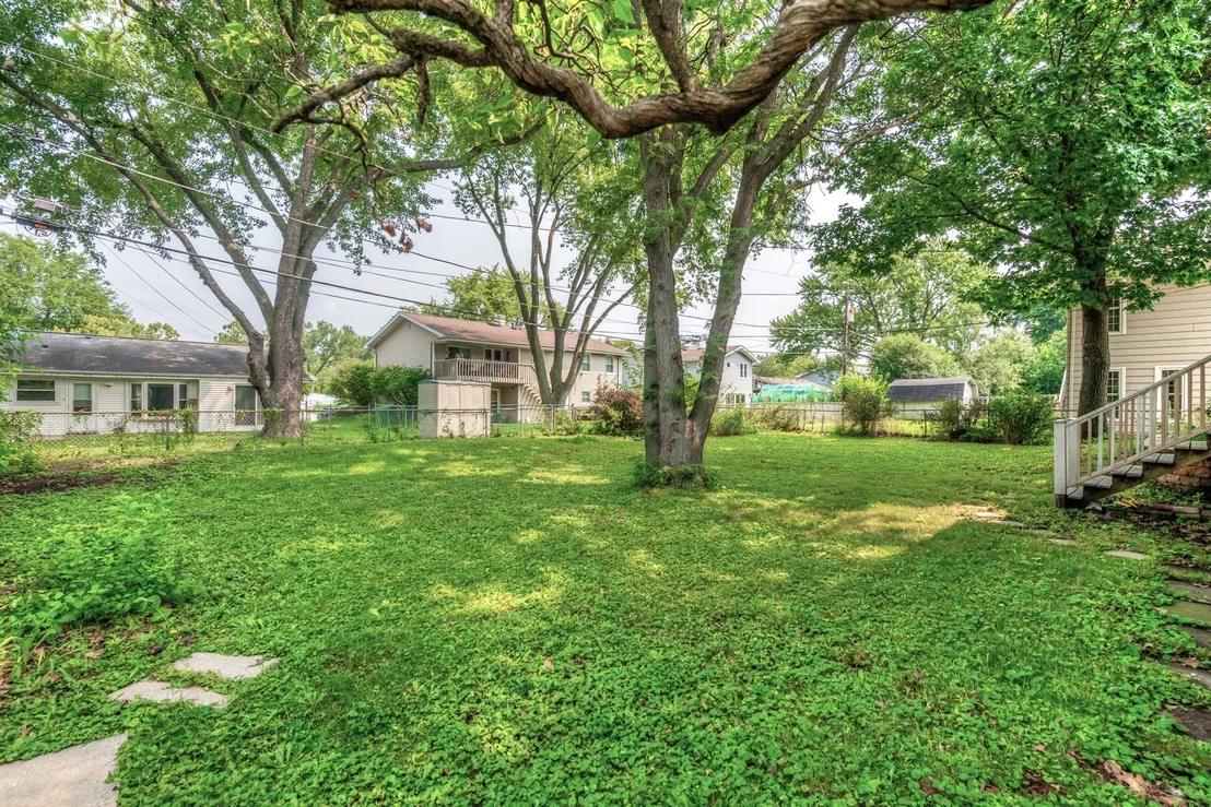 Photo of 1480 Mayfield Lane