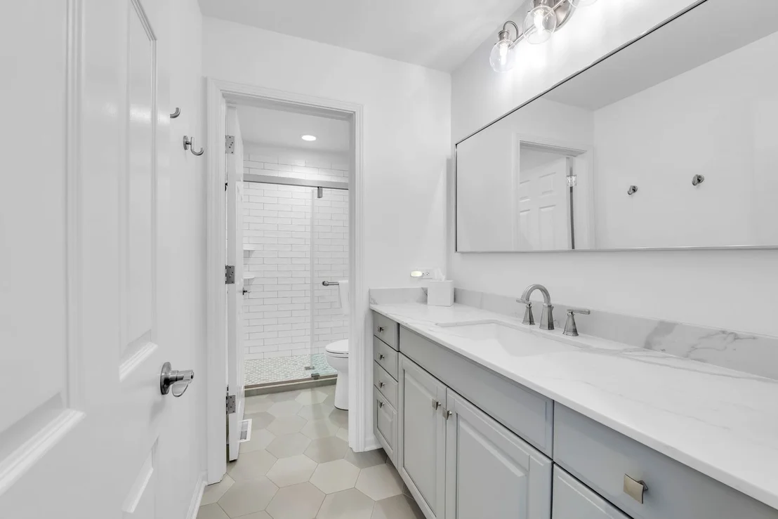 Photo of 2500 Stonebridge Lane