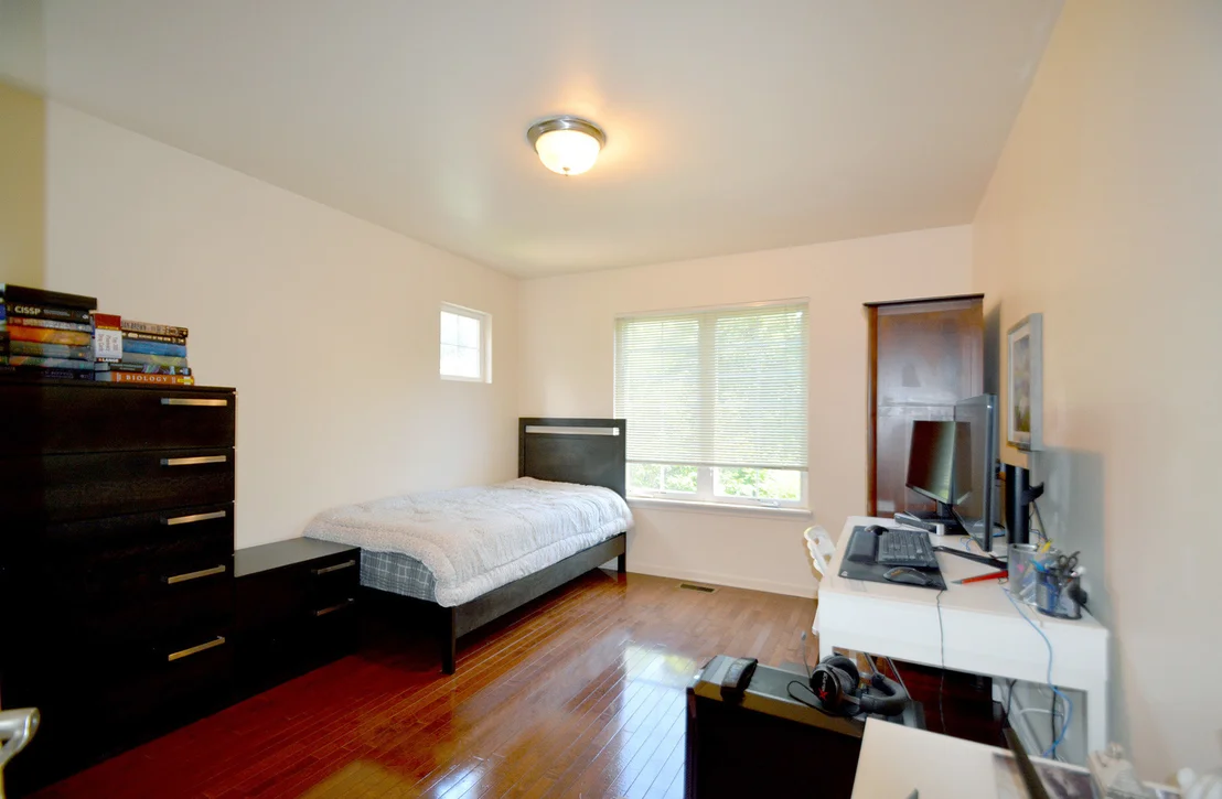 Photo of 4270 Linden Tree Lane