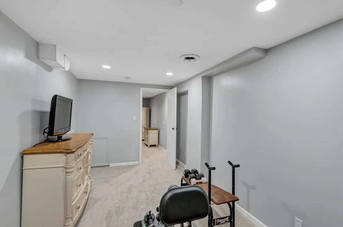 Photo of 1814 Cambridge Drive