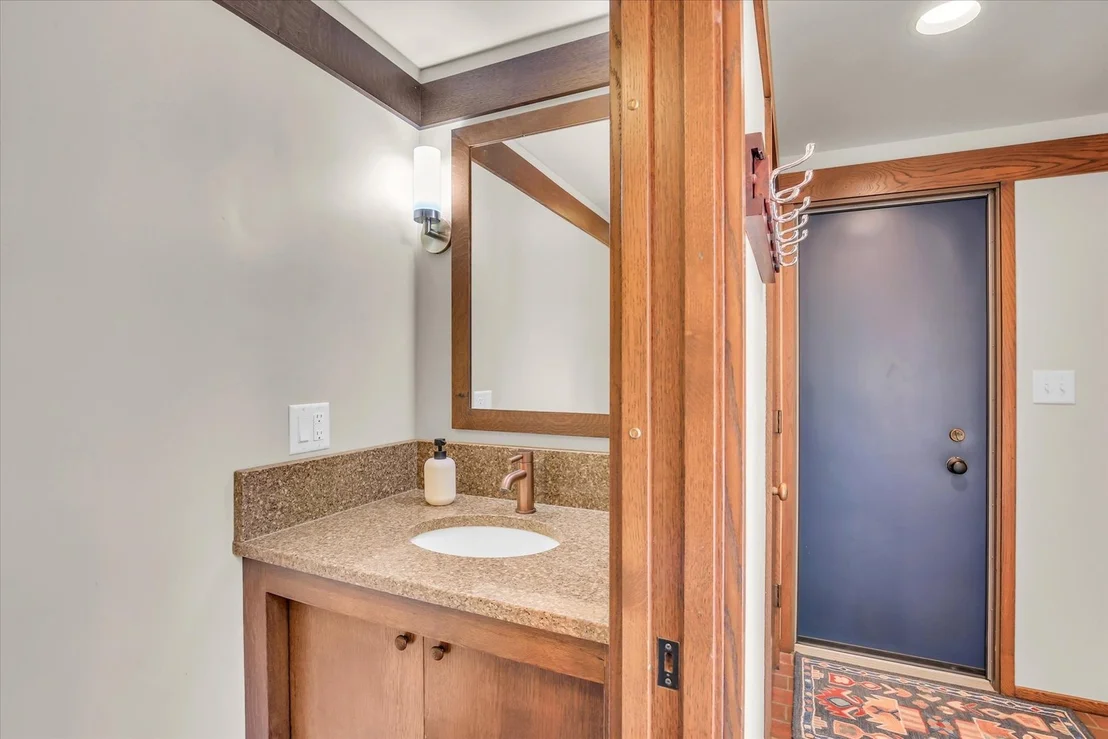Photo of 10 Carriage Way