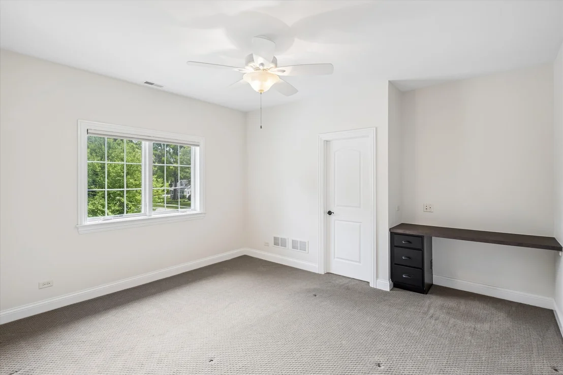 Photo of 639 N Wright Street