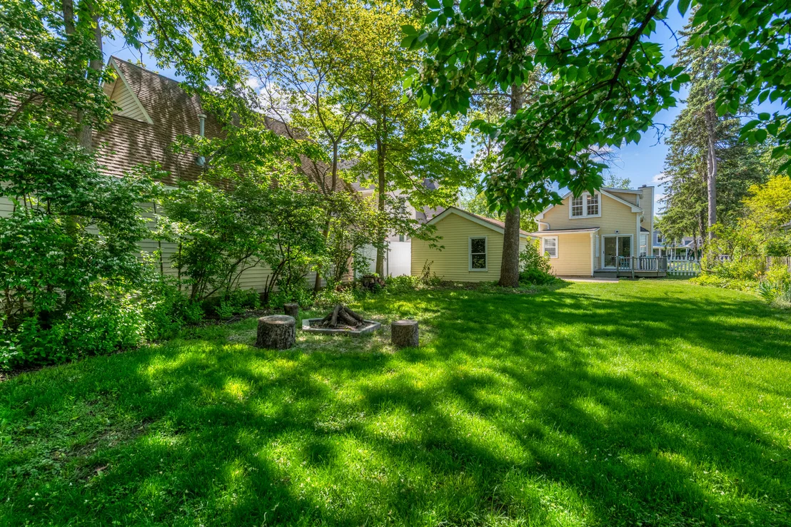 Photo of 345 Main Street