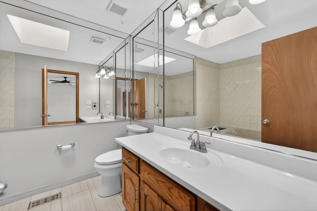 Photo of 1281 Scarlet Drive