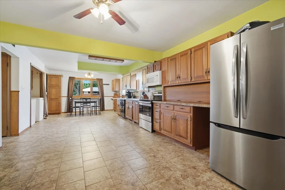 Photo of 912 Parmon Road