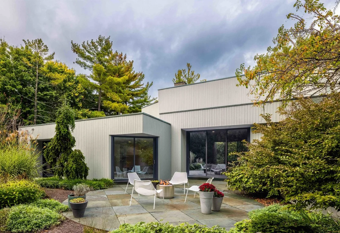 Photo of 296 WHITE OAK Lane