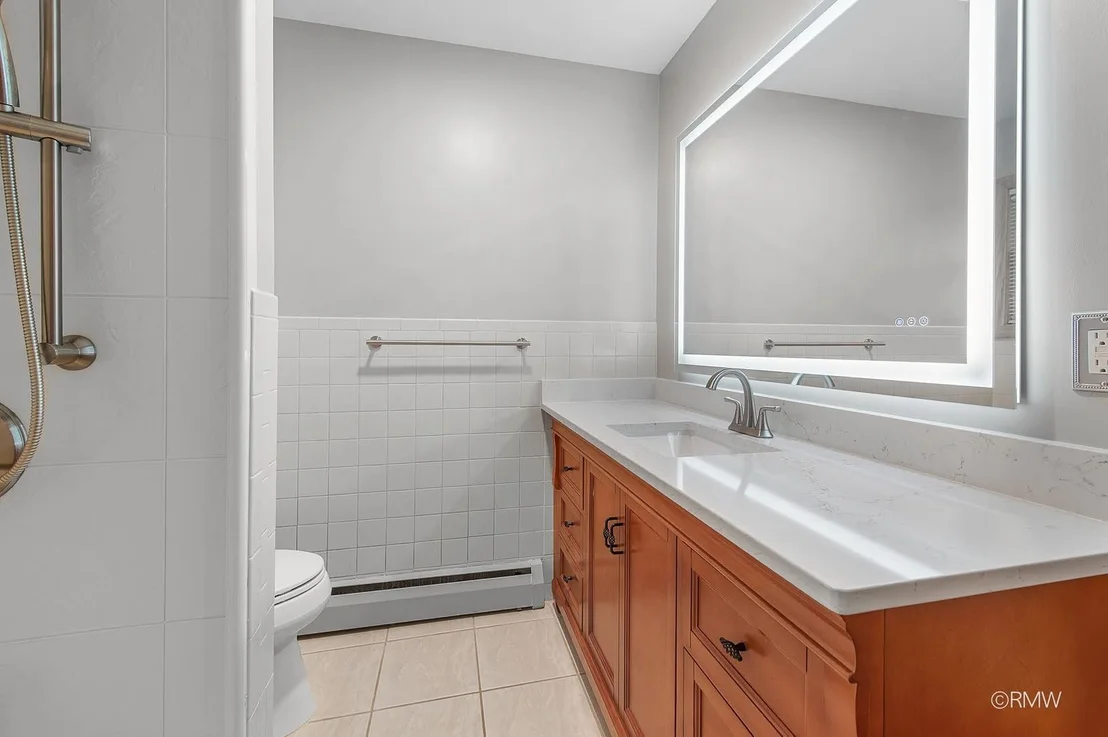 Photo of 21W301 Par Lane