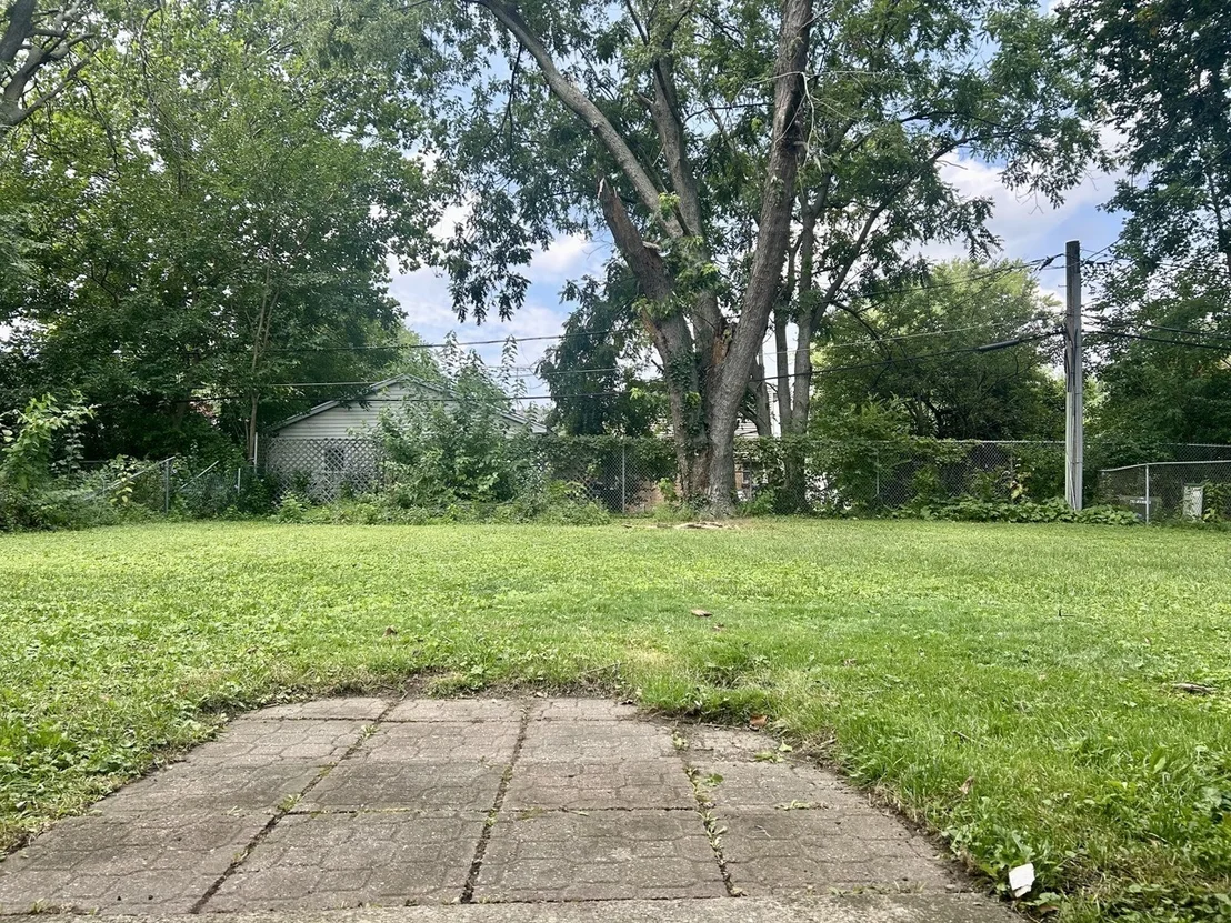 Photo of 308 Shabbona Drive
