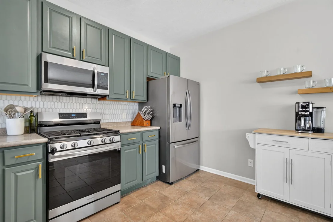 Photo of 2147 Derby Lane