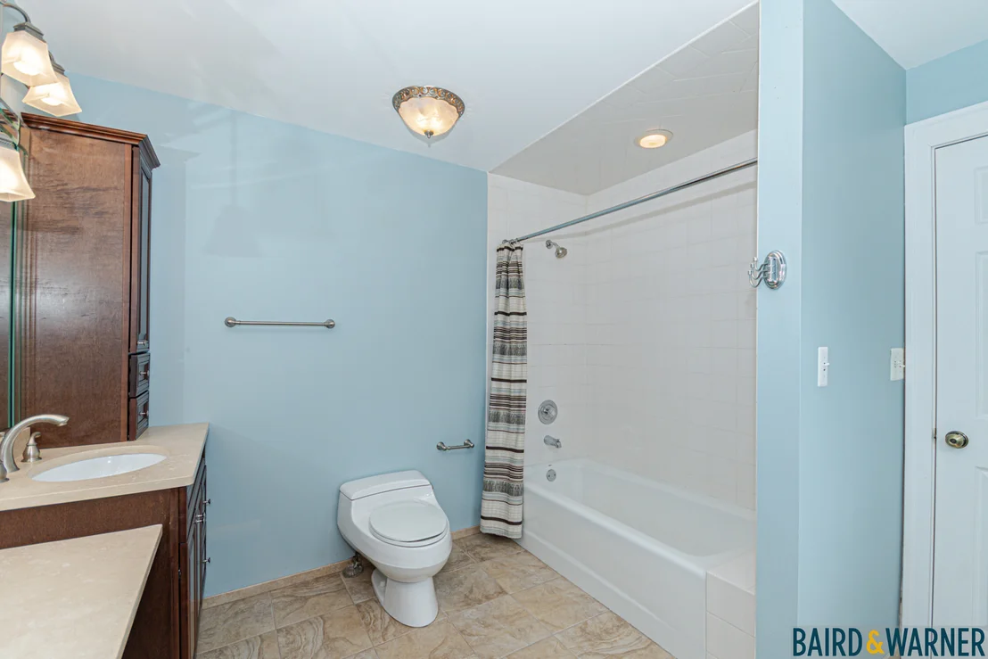 Photo of 335 Oak Street