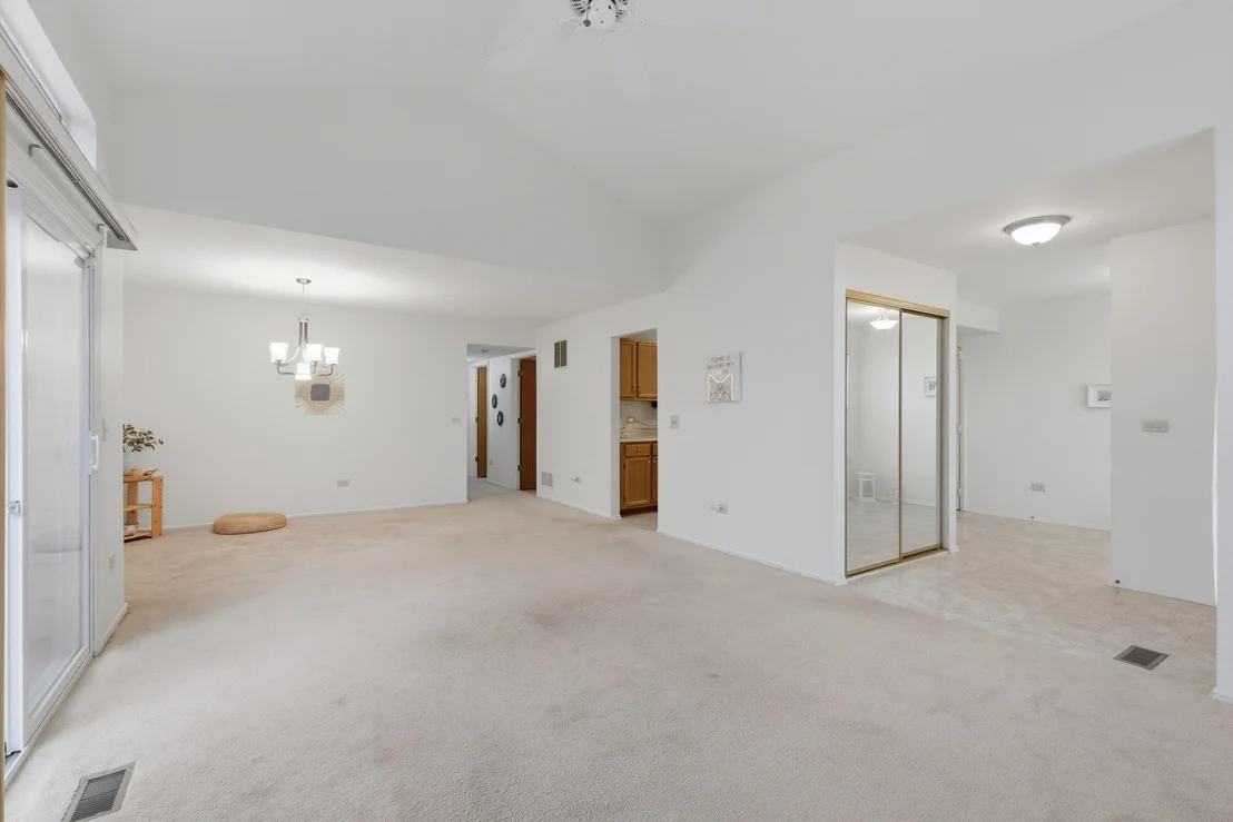 Photo of Unit 1 at 442 Cromwell Circle