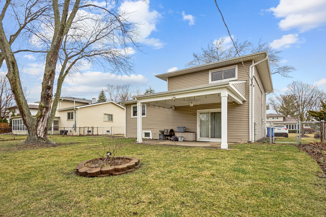 Photo of 1811 AZALEA Lane