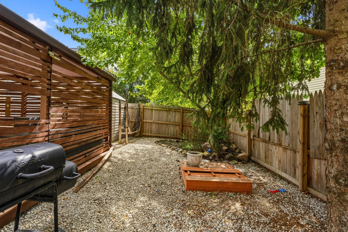 Photo of 568 Cambridge Drive