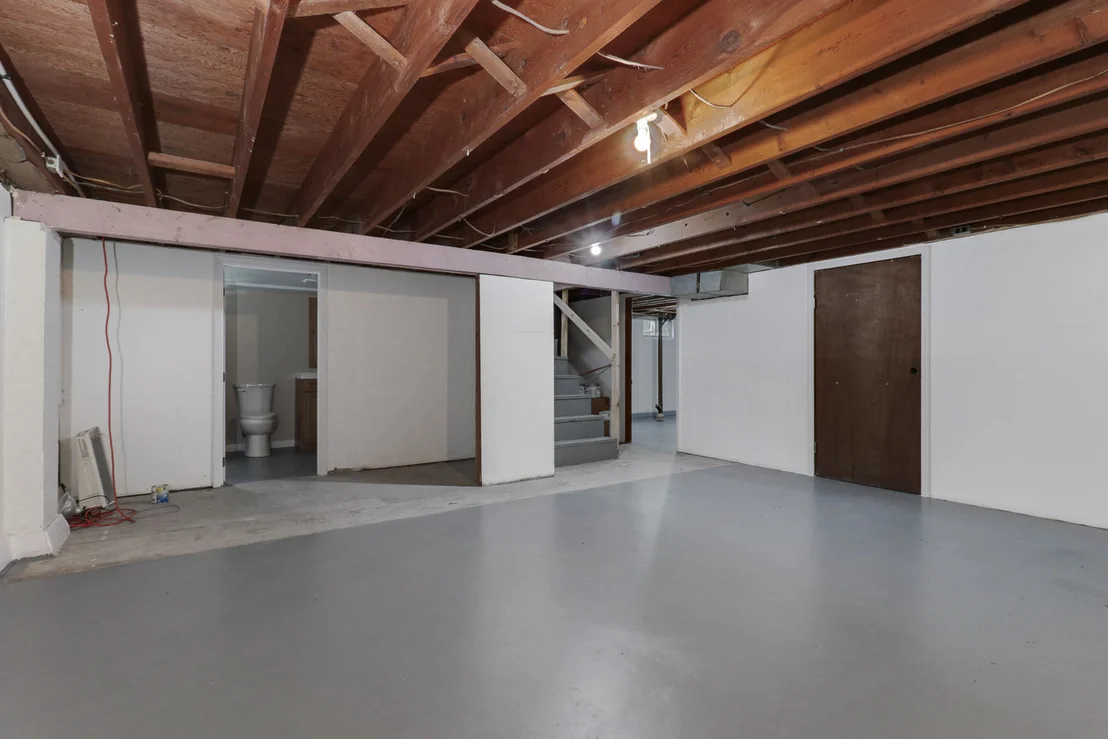 Photo of 602 W 3rd Street