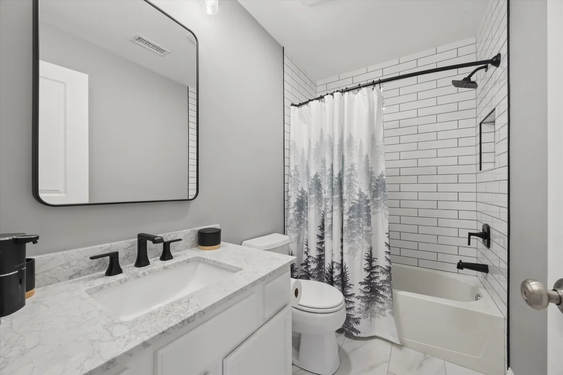 Photo of 111 Arboretum Drive