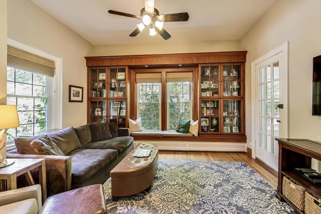 Photo of 1606 Forest Avenue