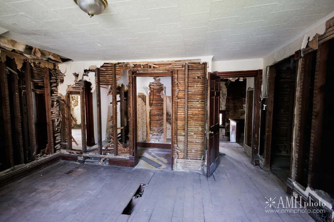 Photo of 241 W Hickory Street