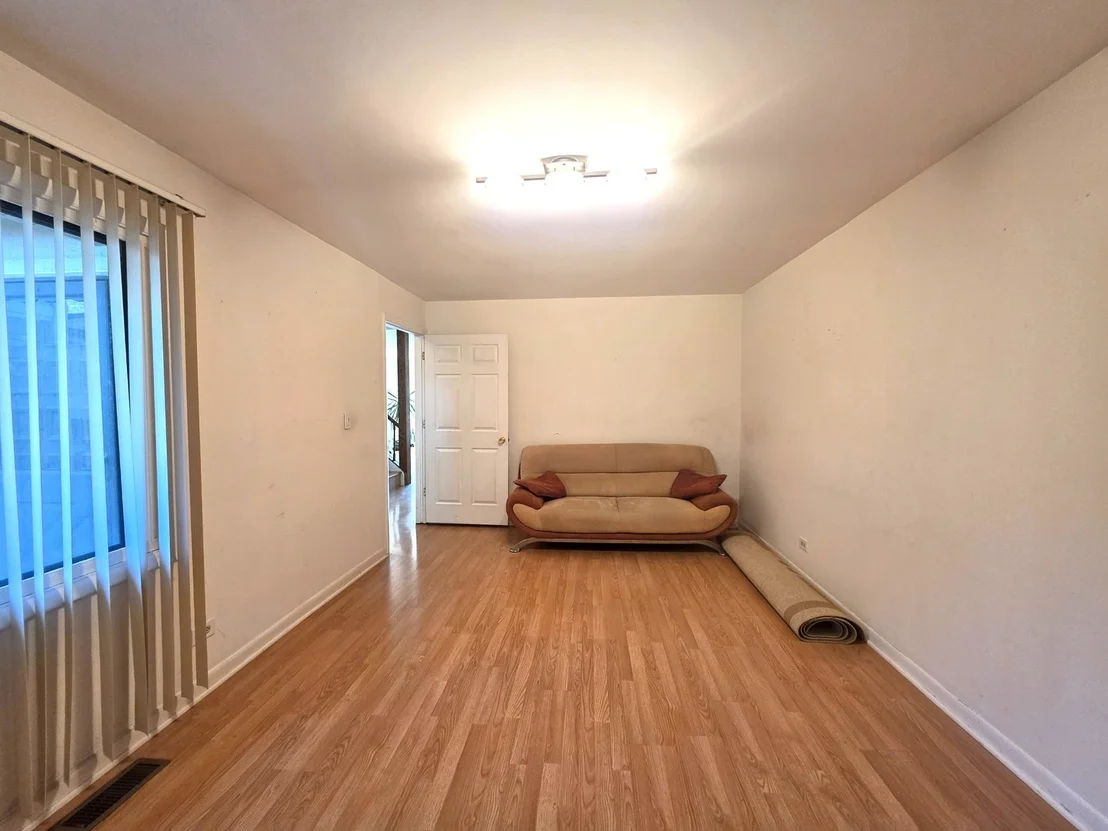 Photo of 703 MALLARD Lane