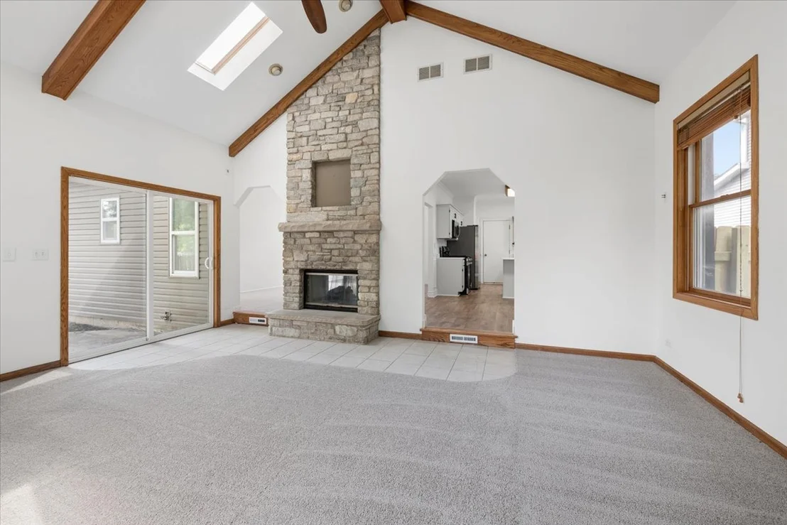 Photo of 415 Juniper Drive