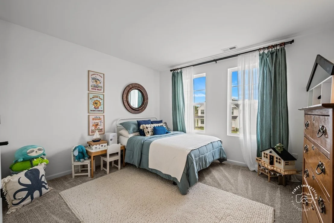 Photo of 115 Piper Glen Avenue