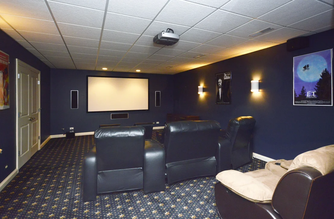 Photo of 4 ROUNDSTONE Lane