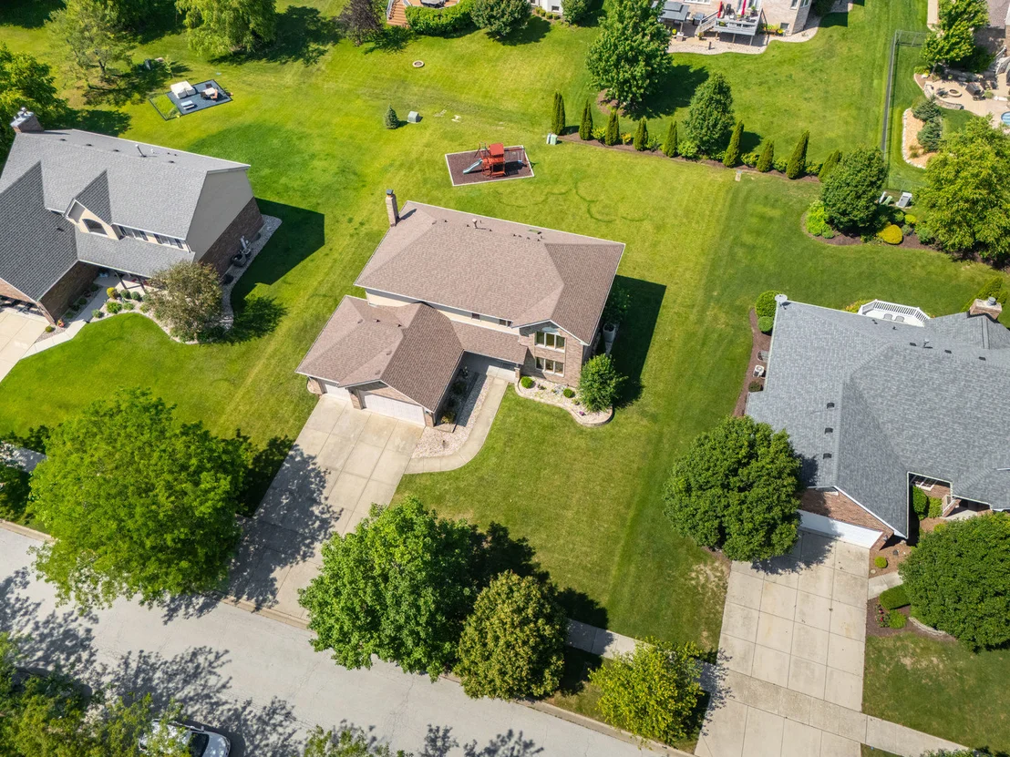 Photo of 8284 BROOKHAVEN Drive