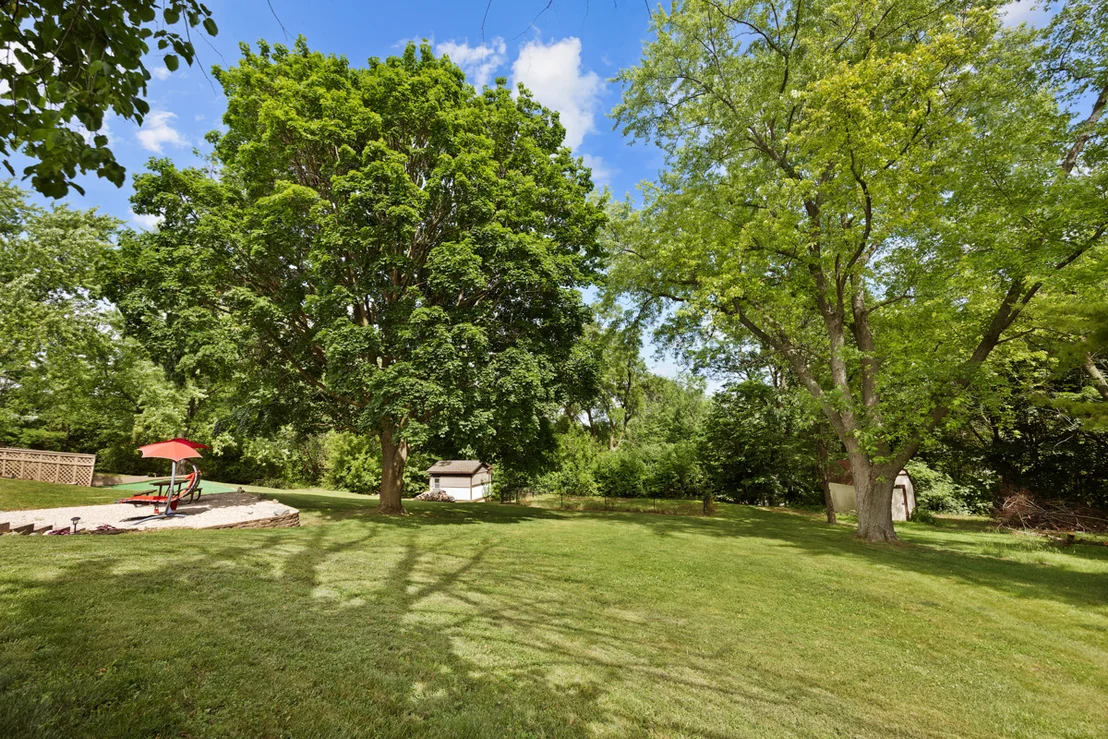 Photo of 703 Crestview Drive