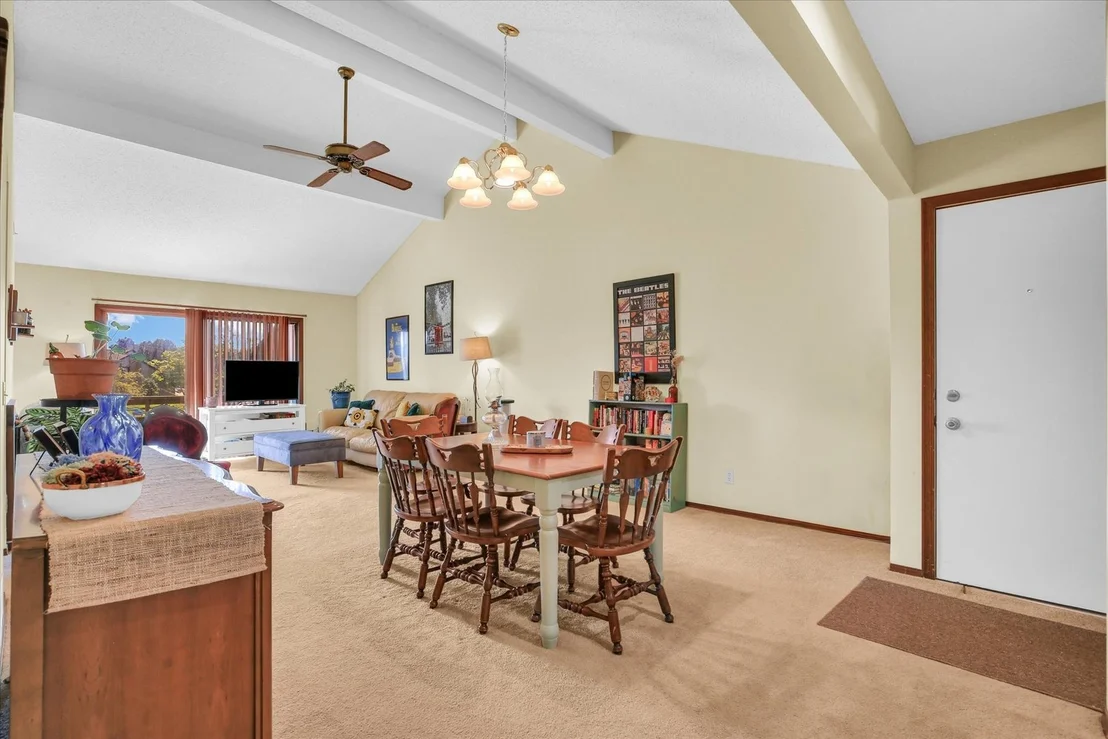 Photo of Unit 2108 at 2108 Sunview Drive