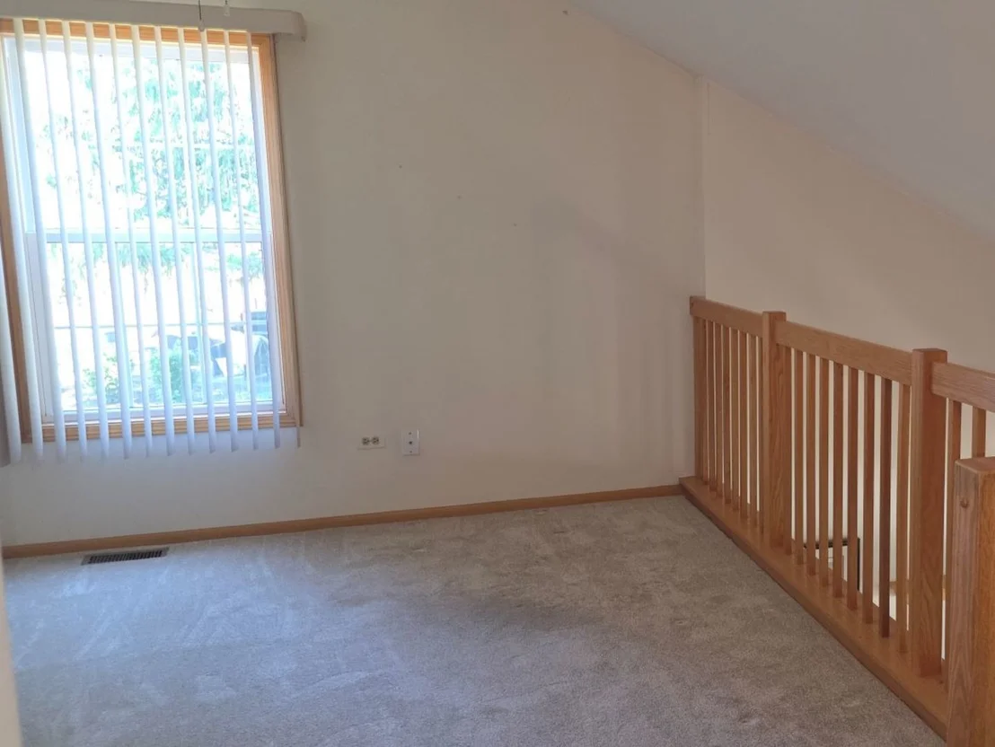 Photo of 19860 LAKEVIEW Way