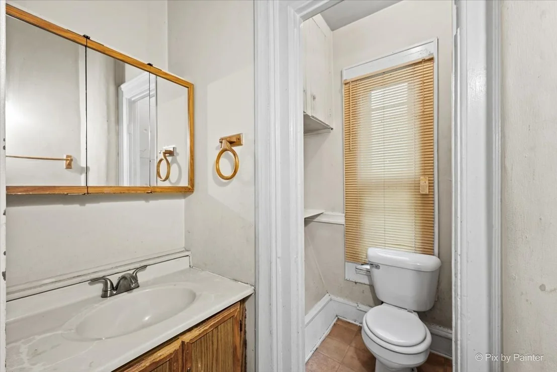 Photo of 679 Villa Street