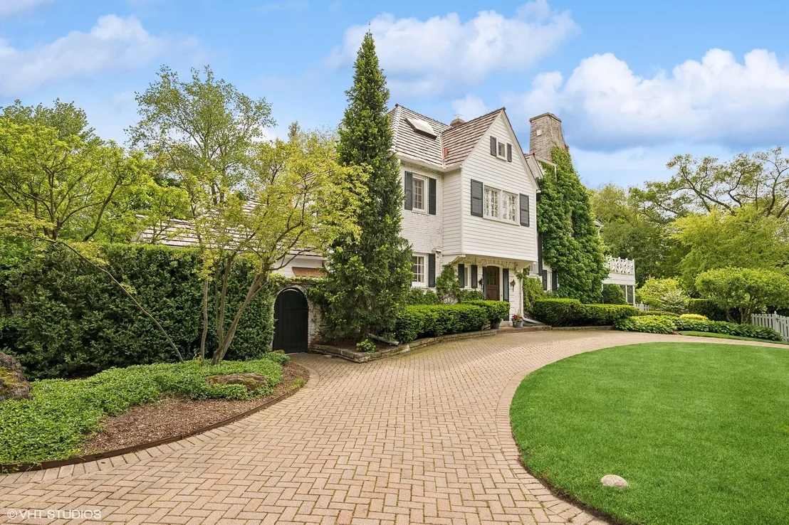 Photo of 844 Hibbard Road