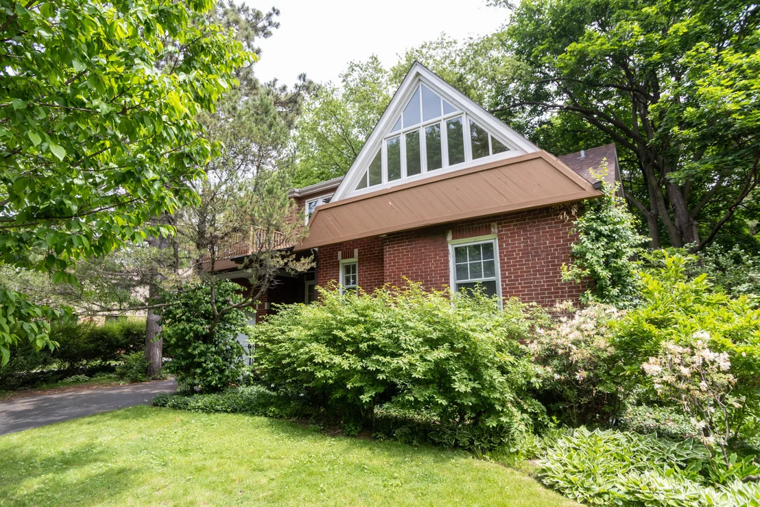 Photo of 2545 Greeley Avenue