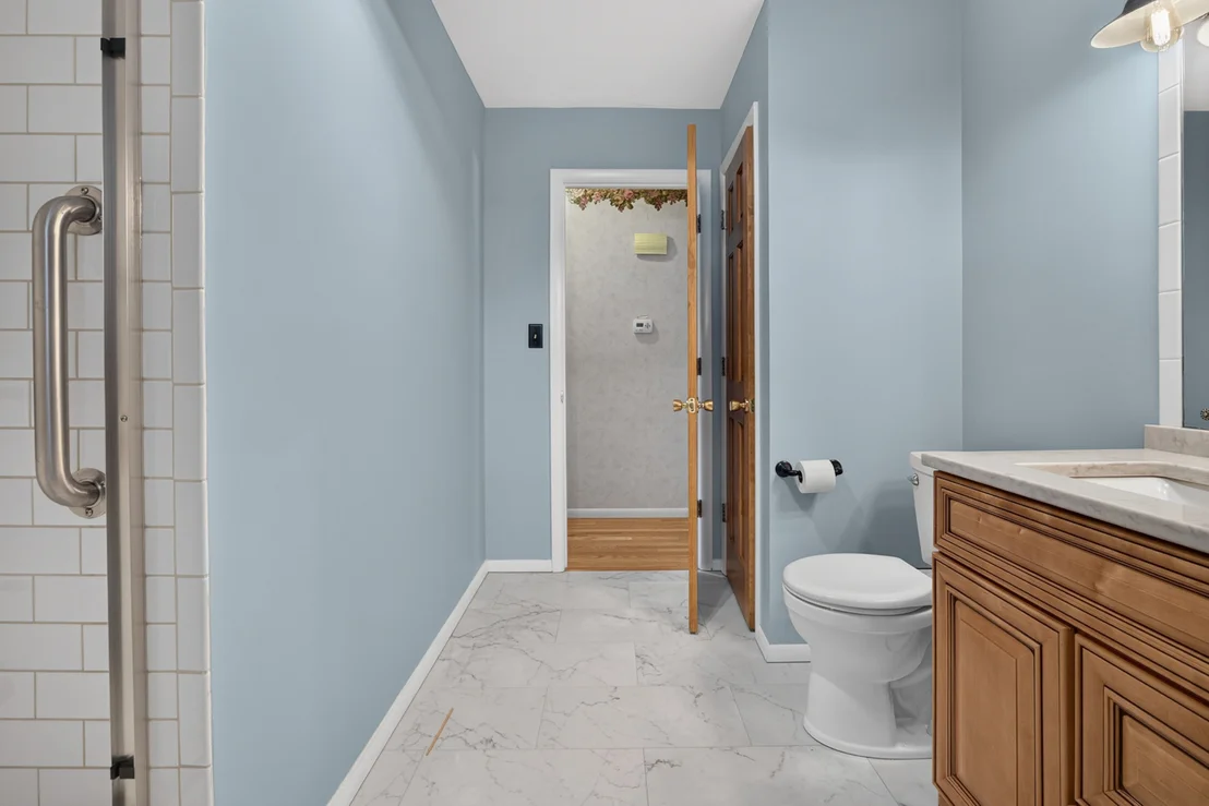 Photo of 1204 Searle Drive