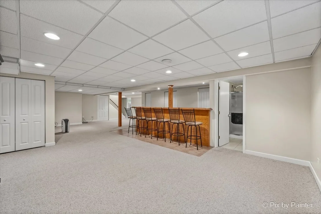Photo of 725 N Vista Drive