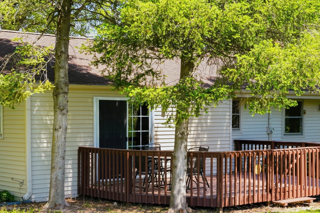 Photo of 281 W Cartwright