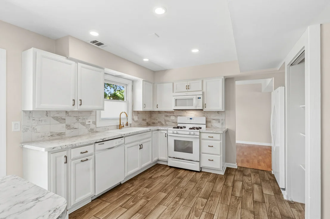 Photo of 465 Ridgefield Drive
