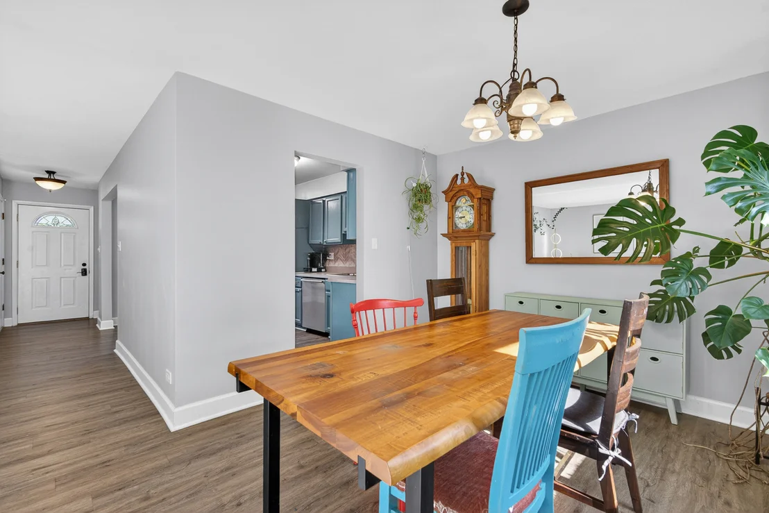 Photo of 1650 Castbourne Court