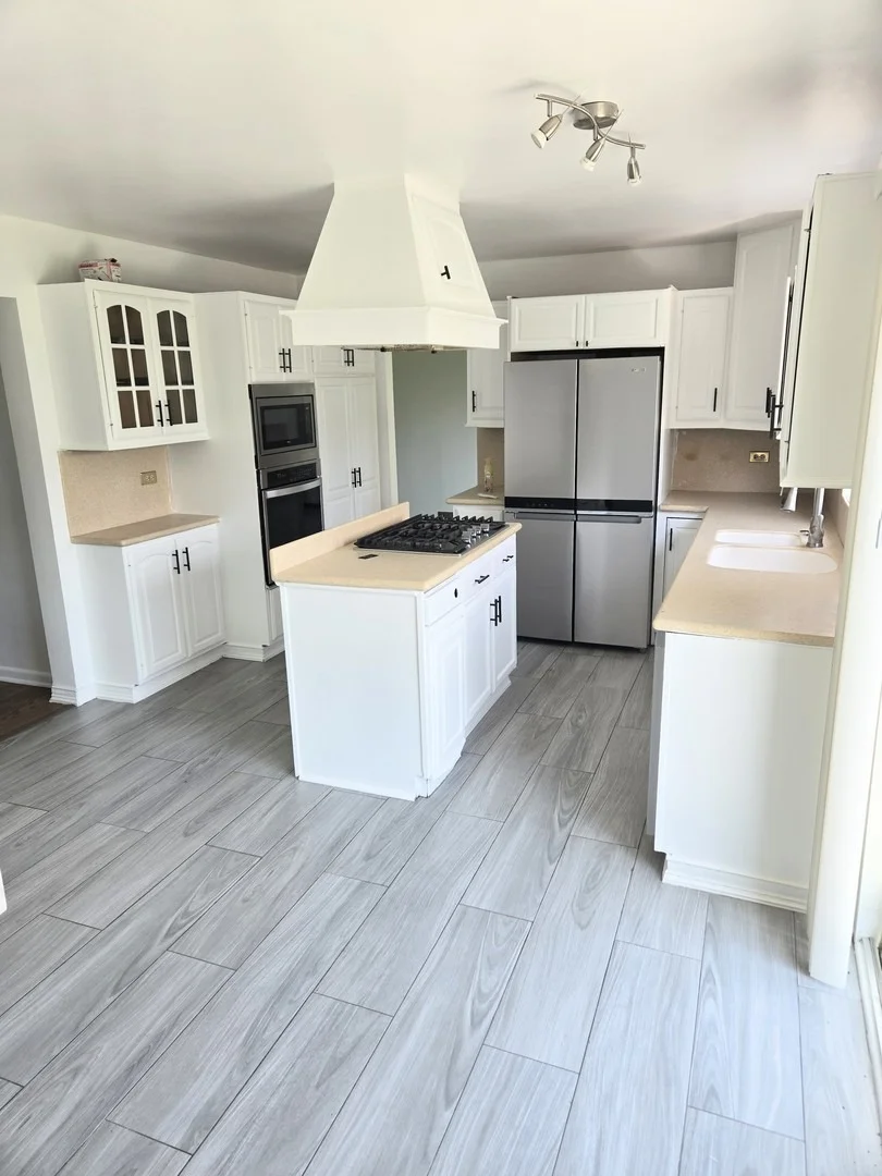 Photo of 221 Windsor Drive