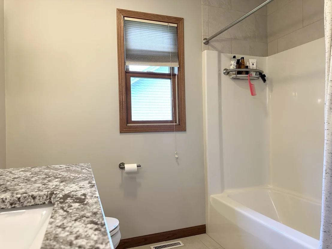 Photo of 1602 Sunridge Drive