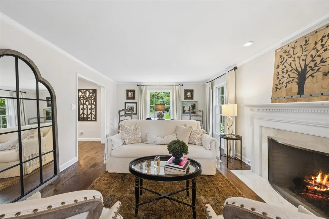 Photo of 6493 Apache Drive