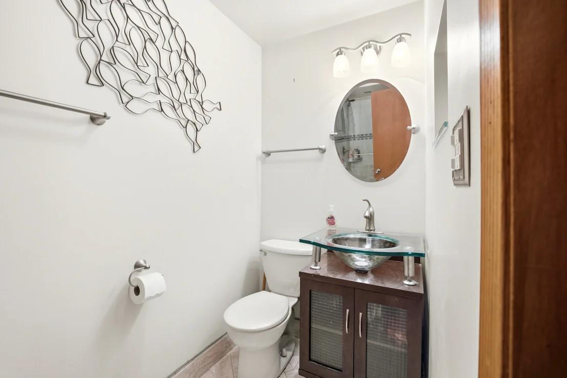 Photo of 7388 Coventry Lane