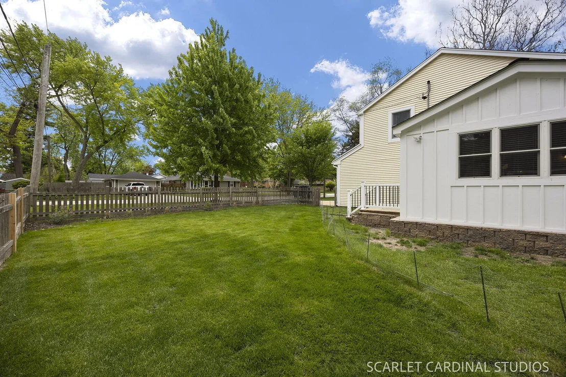 Photo of 1315 Lakeside Drive