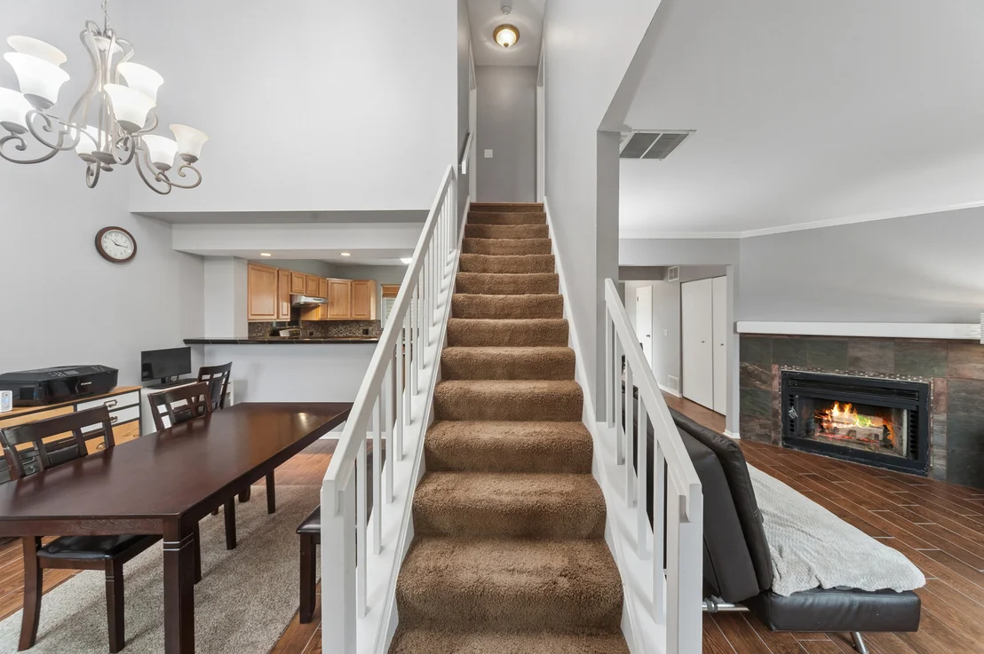 Photo of 445 Le Parc Circle