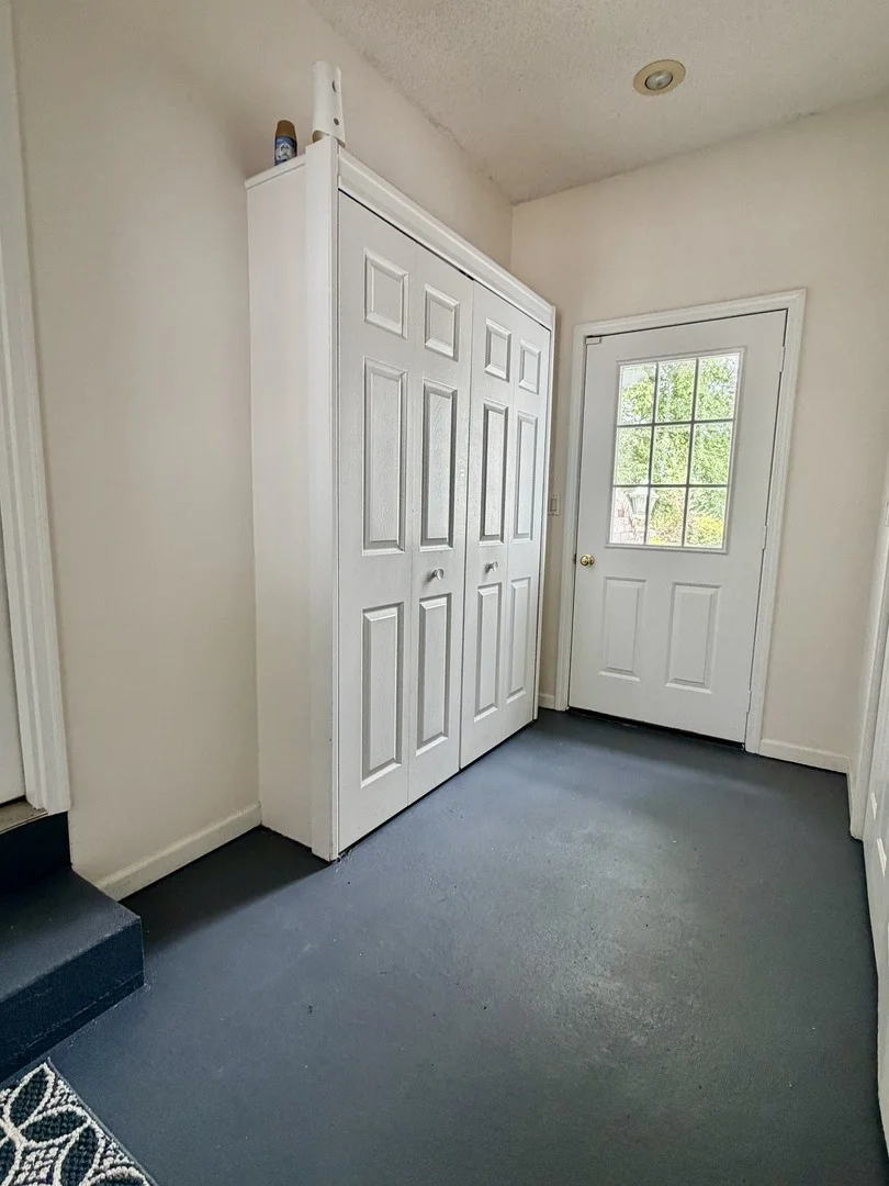 Photo of 2202 Meadows Drive