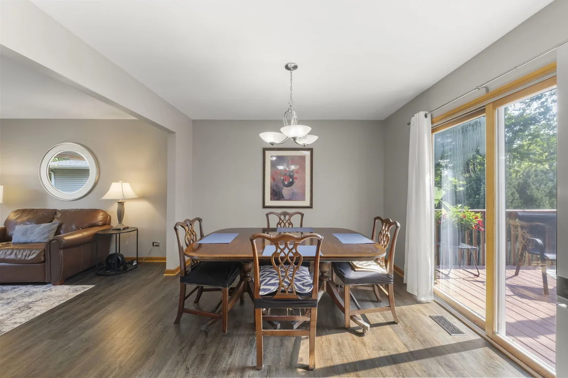 Photo of 907 Wescott Road