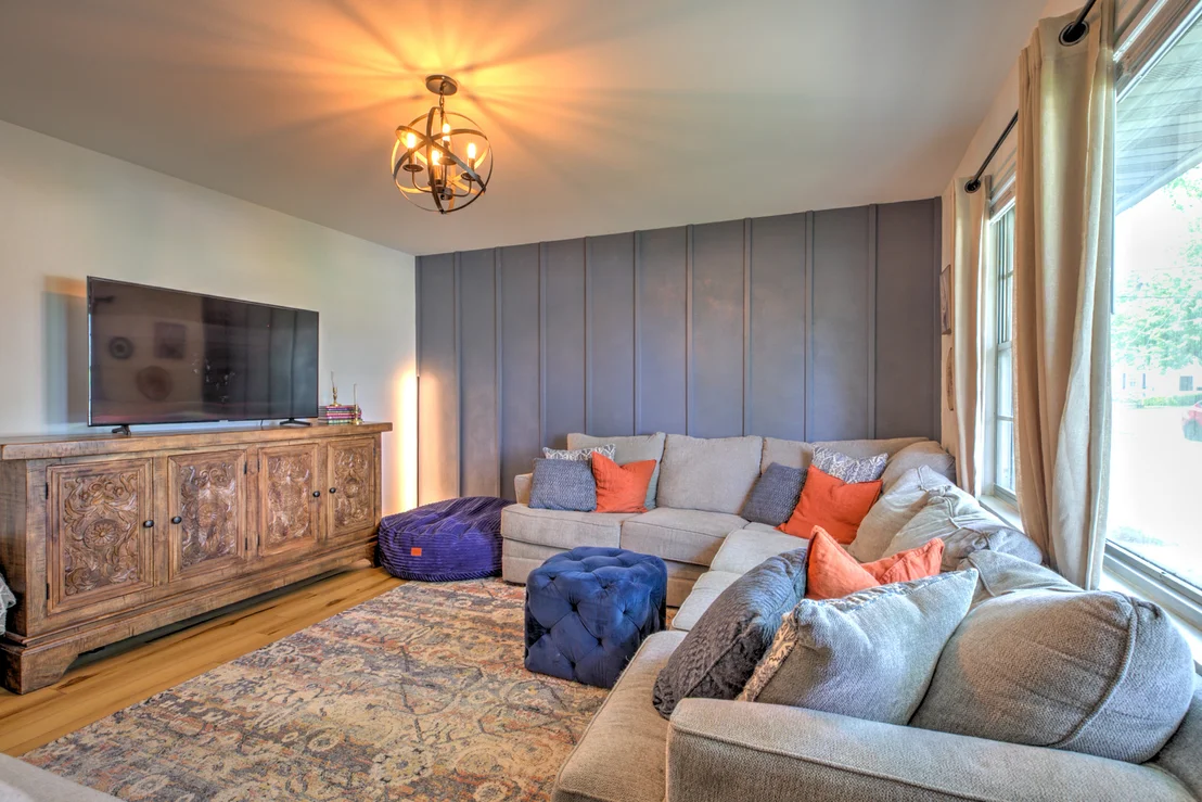 Photo of 1402 HILLTOP Drive