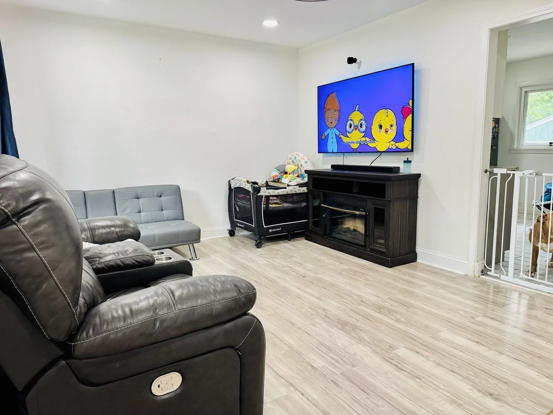Photo of 314 Dorsetshire Drive