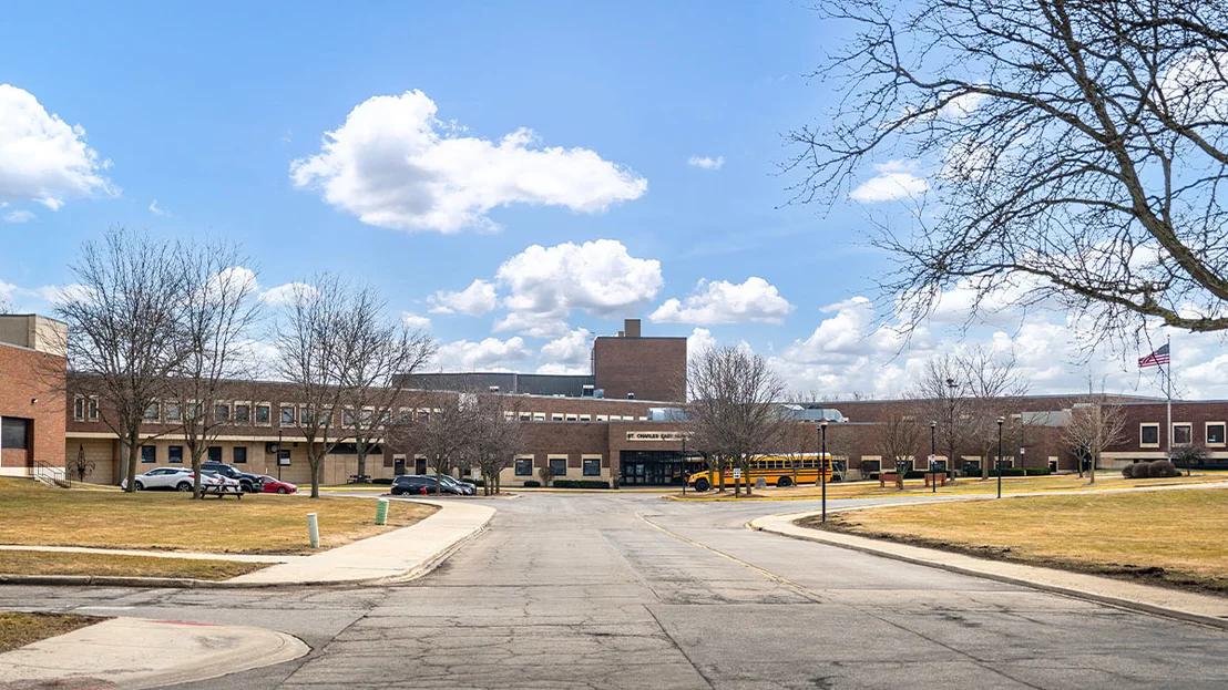 Photo of 421 lakeshore Court