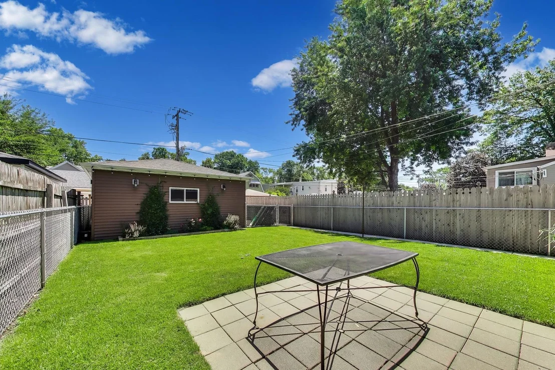 Photo of 934 Circle Avenue